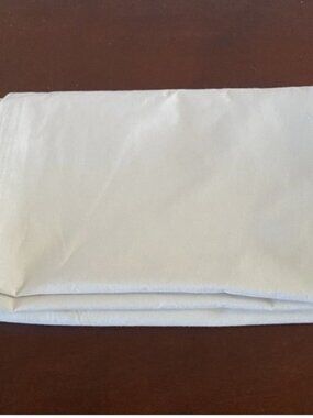NWOT SAATVA 100% Cotton Pillowcase Pair King Size Gray Set Retails $55.00